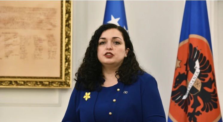 Оваа слика има празен alt атрибут; Името на датотеката е Vjosa-Osmani.jpg