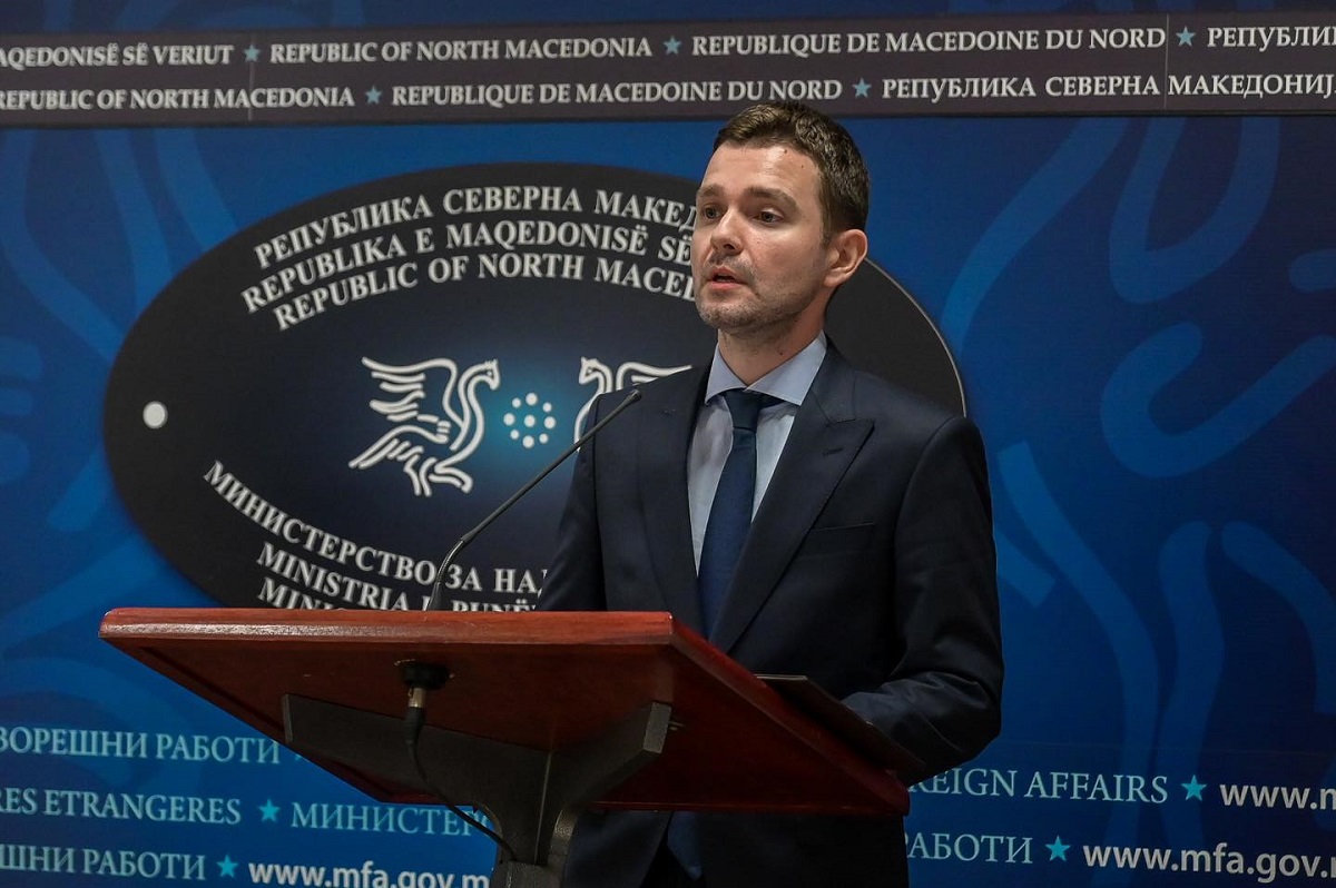 Неприфатливо и дестабилизирачко е лансирањето ракета од Иран кон Турција, вели Муцунски