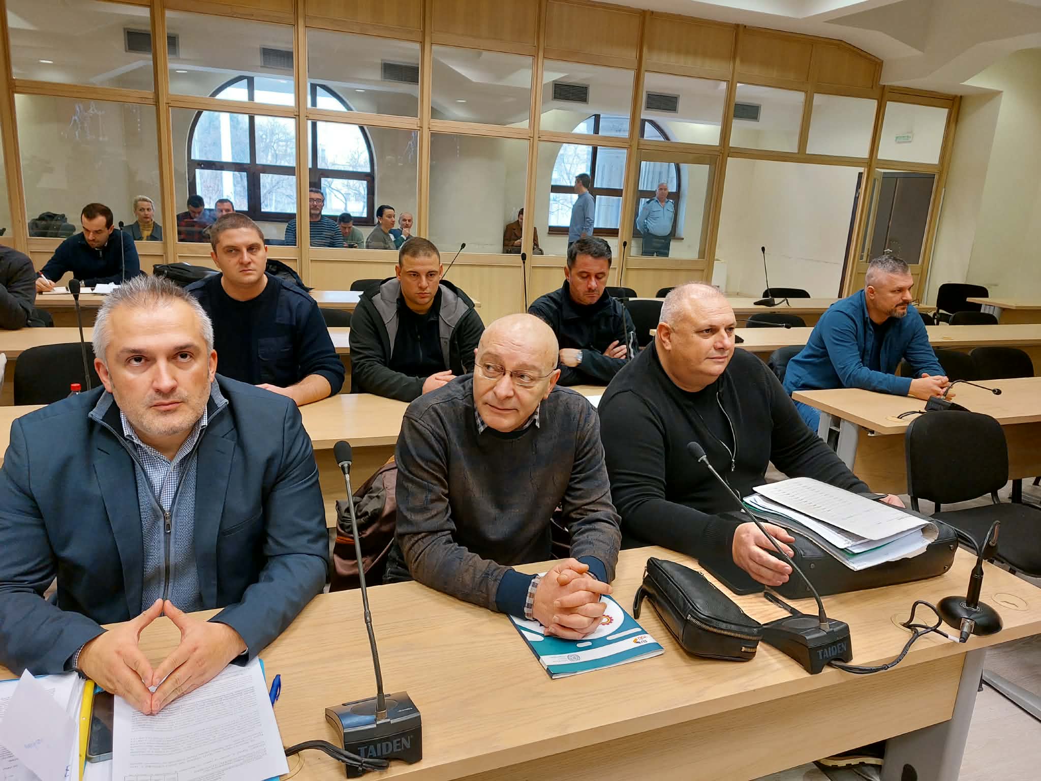 Со исти докази, сместени во 500 кластери, Обвинителството ќе докажува вина, а одбраната невиност на Крмзов